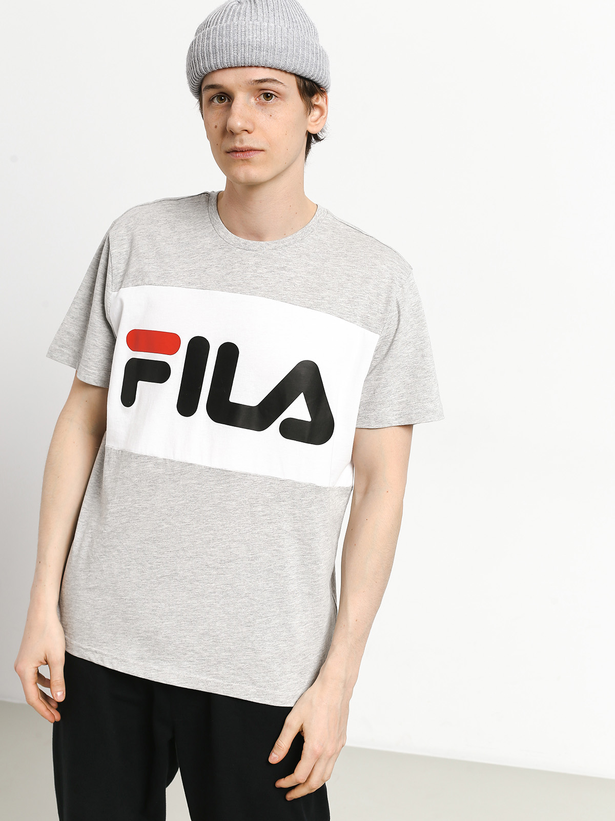 tricou fila